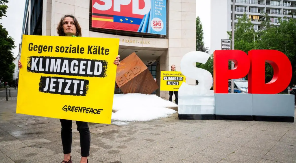 Messages to German MPs on Climate Money